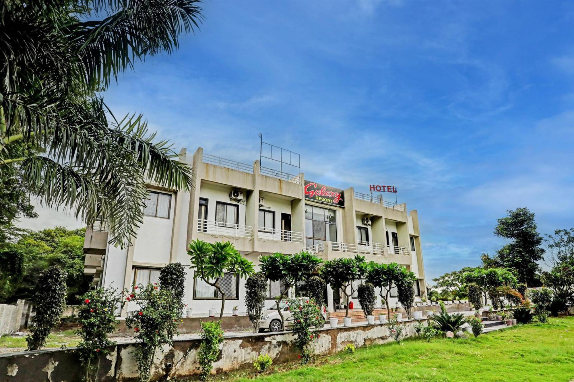 Collection O The Galaxy Resort Nāthdwāra Exterior foto